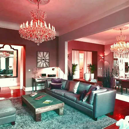 Apartment 4 Bedrooms