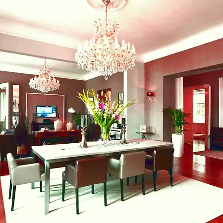 4 Bedrooms