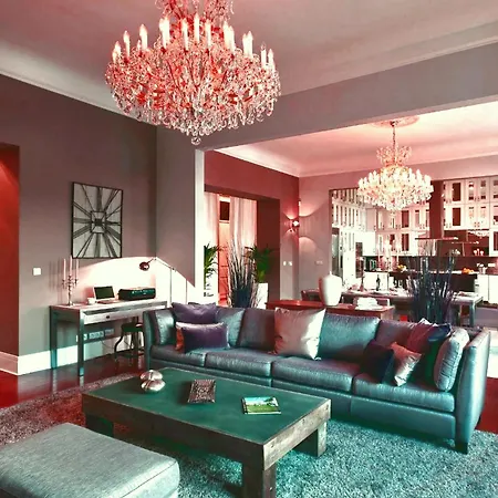 4 Bedrooms